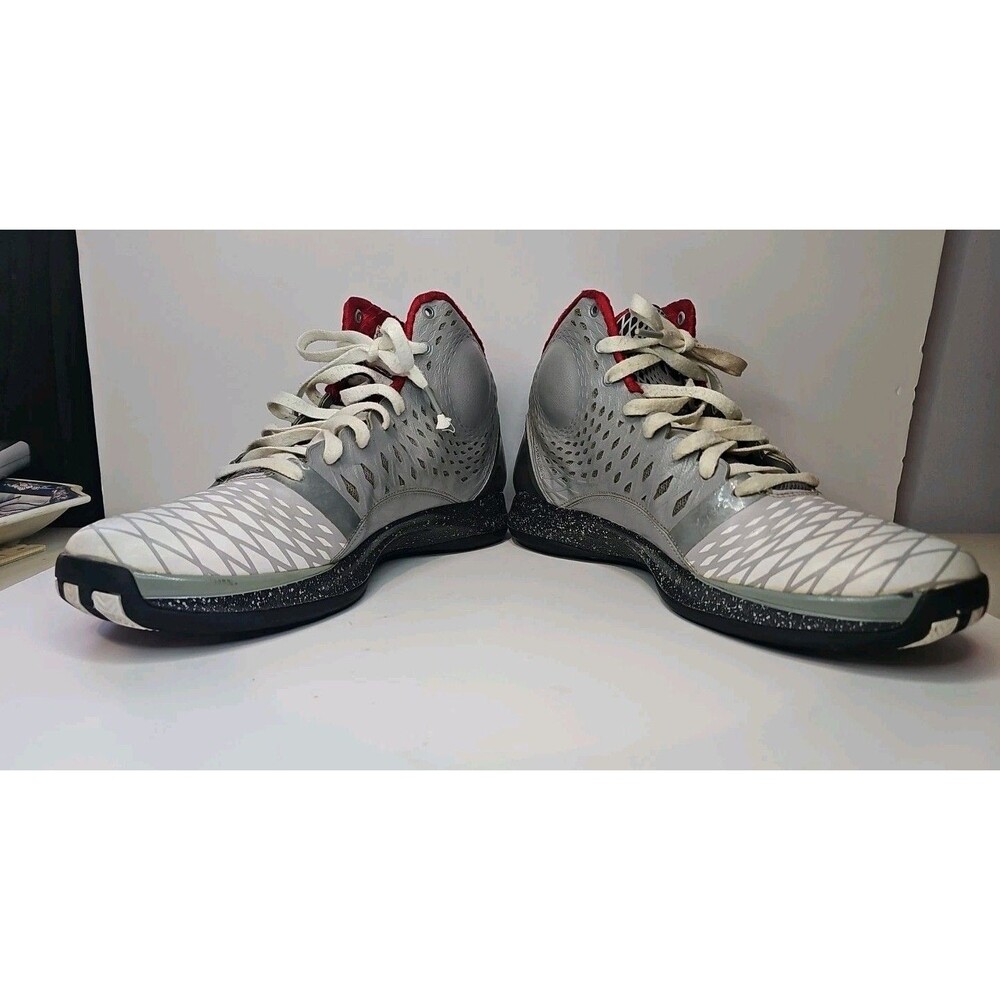 Men's Adidas ROSE Rooted in Chicago Sneakers US Size Mens 10 - Picture 3 of 8
